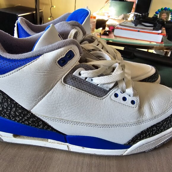 Jordan Air Retro - Picture 3 of 10